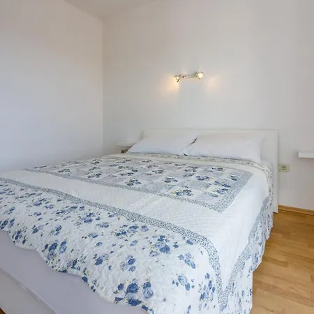 Apartment Ero